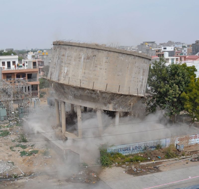 Water tank built in Mahavir Nagar demolished