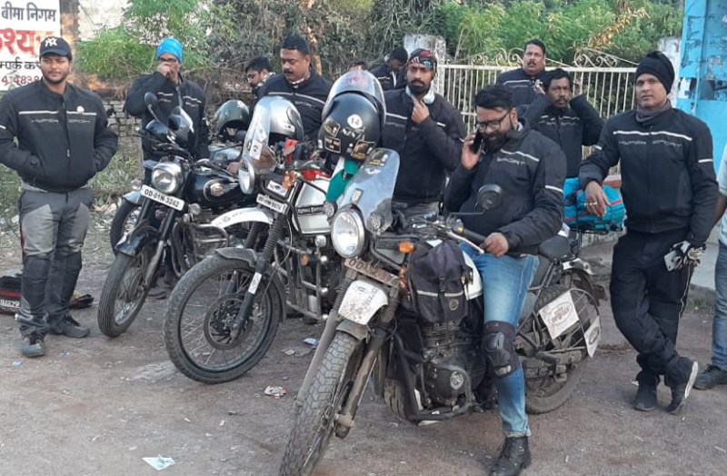 रोड सेफ्टी का संदेश देने 15 सौ किमी का सफर तय कर शहर पहुंची बालासोर रायल्स के बाइकर्स