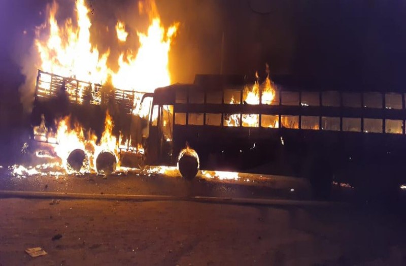 UP Bus Accident today : Kannauj Bus insident Today : Fire In Bus Today