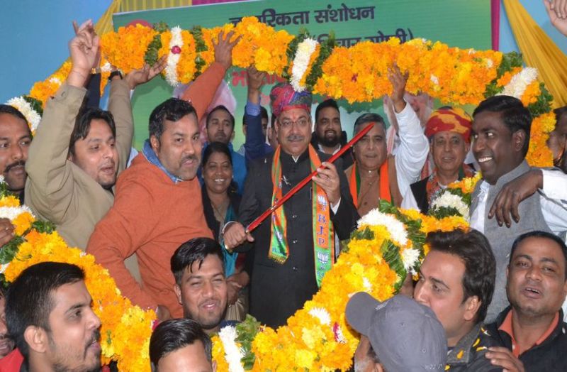 राजनीति के अखाड़े बन गए कॉलेज केम्पस