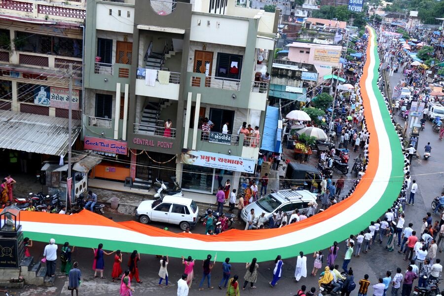 BJP takes out tricolor in support of CAA