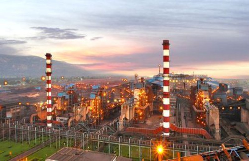 मोनेट इस्पात प्लांट में गर्म डस्ट से झुलस कर सीनियर इंजीनियर की मौत, प्रबंधक के खिलाफ अपराध दर्ज