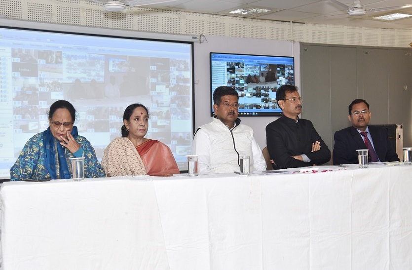 उच्च शिक्षा के सुद्दढ़ीकरण के लिए नवाचार अपनाते हुए होंगे कई विशेष प्रयास- भंवर सिंह भाटी