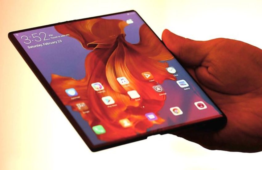 Huawei sells 1 lakh Mate X foldable phones per month in China