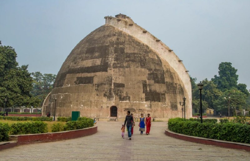 Mumbai Hindi News : बिहार में बहार बा: बुजुर्गों के लिए सबसे सुरक्षित पटना, मुंबई देश भर में सबसे अनसेफ