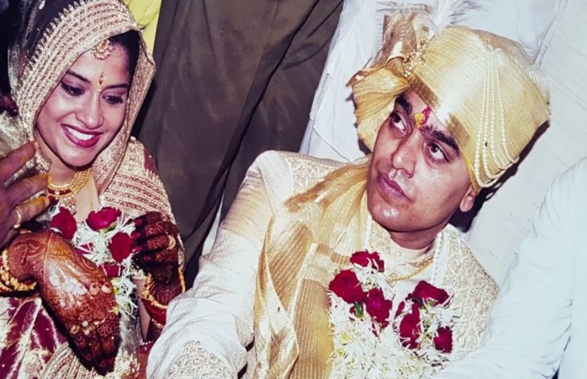 ashutosh_rana_and_renuka_sahane_love_story.jpg