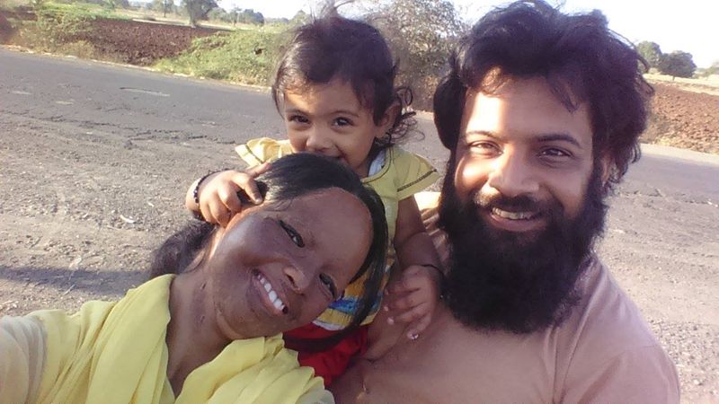 Alok Dixit and Laxmi Agarwal