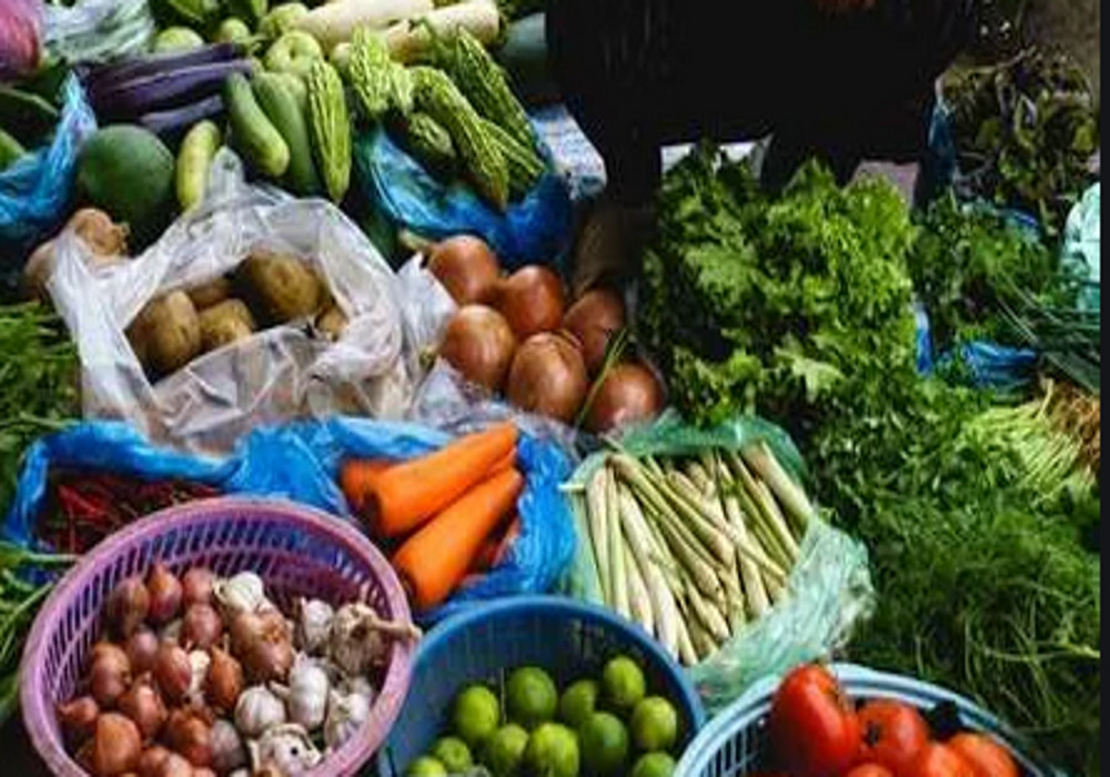 16.12 प्रतिशत बढ़ी महंगाई, सब्जी, तेल, आटा, दाल महंगा, प्रियंका गांधी ने कहा जेब काटकर मारी पेट पर लात