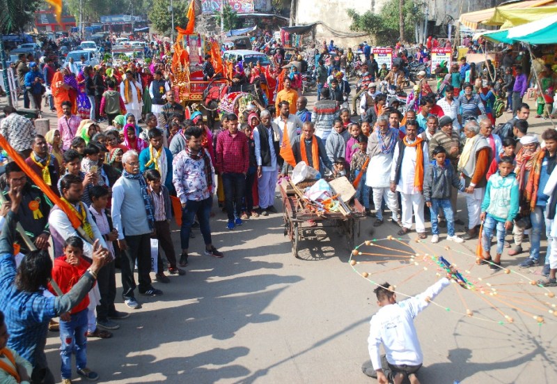 वैष्णव बैरागी समाज ने शहर में निकाली शोभायात्रा