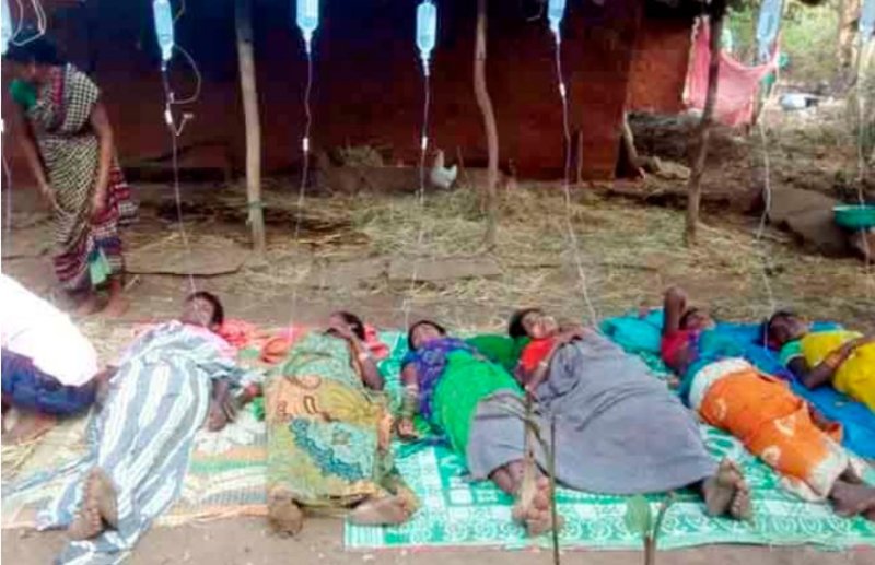बस्तर के आदिवासियों ने उत्सव में छकते तक पिया