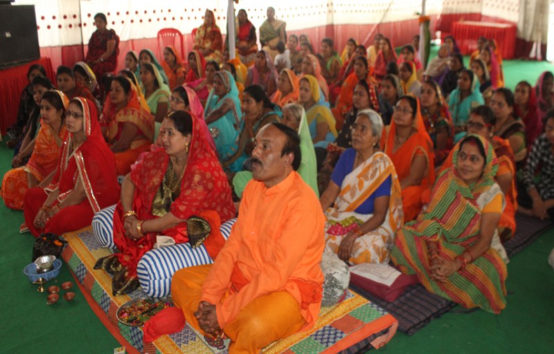 भगवान प्रत्येक मनुष्य के ह्रदय में वास करता हैं, लेकिन उसे हमें मंदिरों ढूंढ़ते फिरते हैं : संतश्री विकासानंद