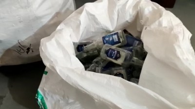 मिलावटी शराब के खिलाफ कार्रवाई, शराब की खाली बोतलें बरामद