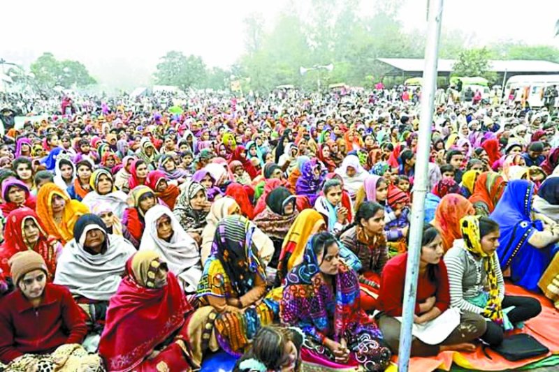 Devotees joined the satsang of Bhandeya Rishi Ashram