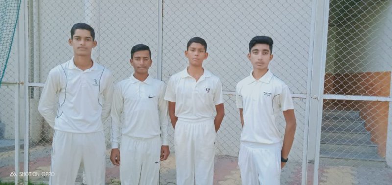 players of RDCA in under-14 cricket team of Madhya Pradesh