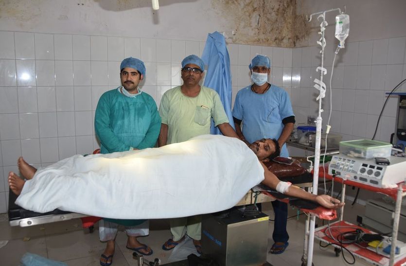 Replacement ball of hips at MGH in bhilwara