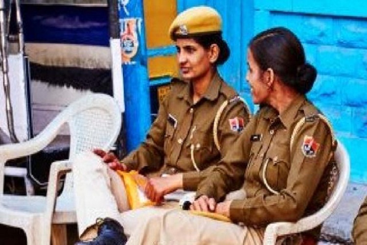 bihar lady cops