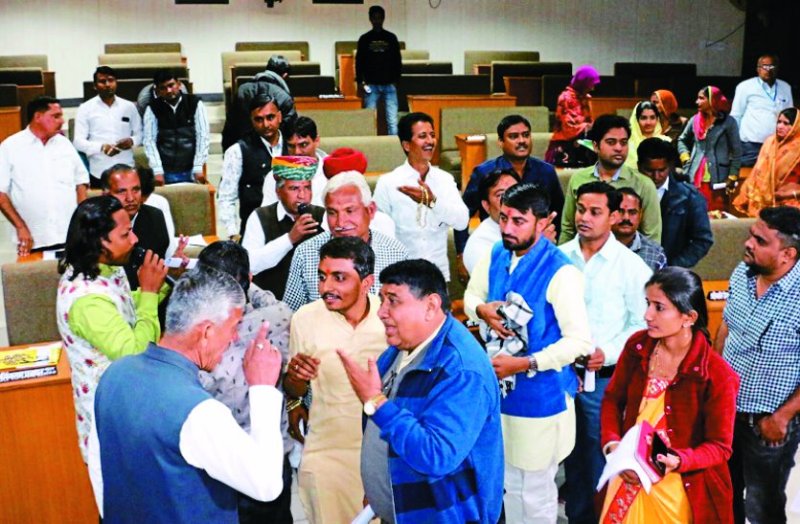 first general meeting of city council was held