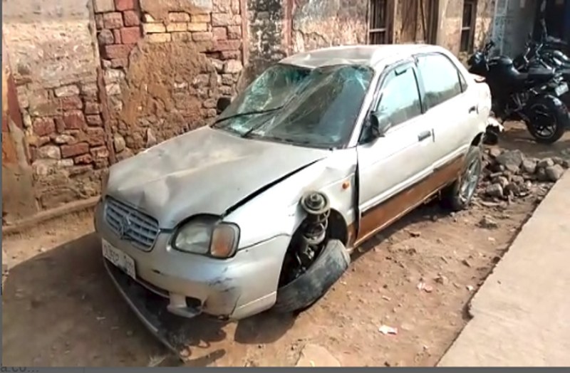 car Accident filled with illegal liquor : Car Accident In Bharatpur