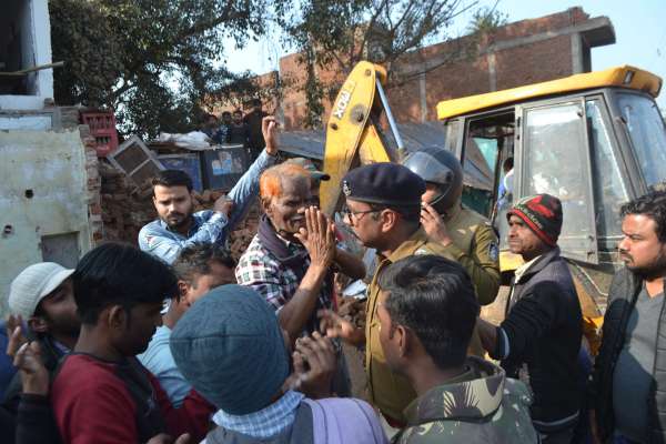 बहोड़ापुर पर अतिक्रमण कार्यवाही