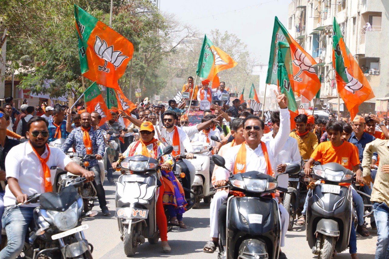Gujarat: BJP  ने कहा पार्टी का आंतरिक मामला, Congress को अपना घर संभालना चाहिए