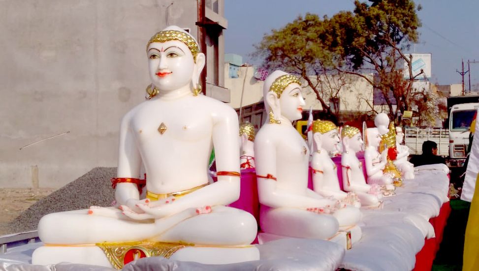 राधाकृष्ण मंदिर 30 जनवरी को एवं 31 को शंखेश्वरपुरम तीर्थ में प्रतिमाओं की प्राण प्रतिष्ठा