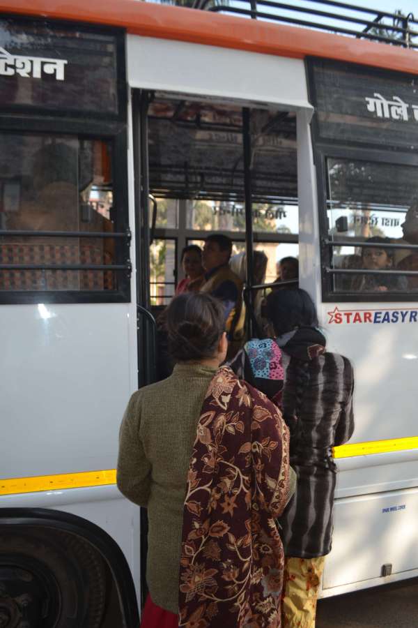 सिटी बसें लगाती शहर में जाम