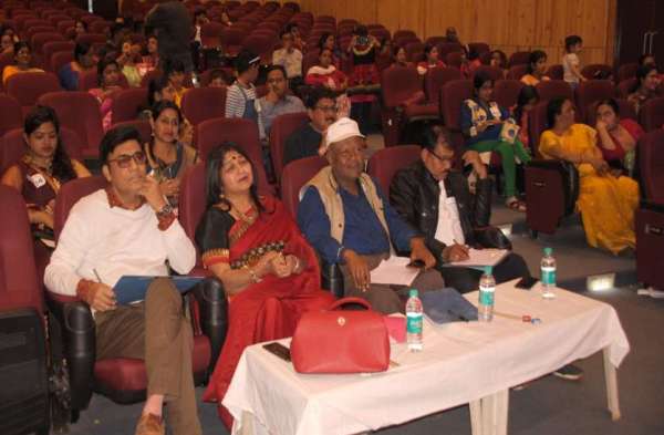 Photo Gallery : तिरंगा यात्रा के संग  नेताजी के बलिदानों को किया याद , बंगाली गीतों ने बांधा समां