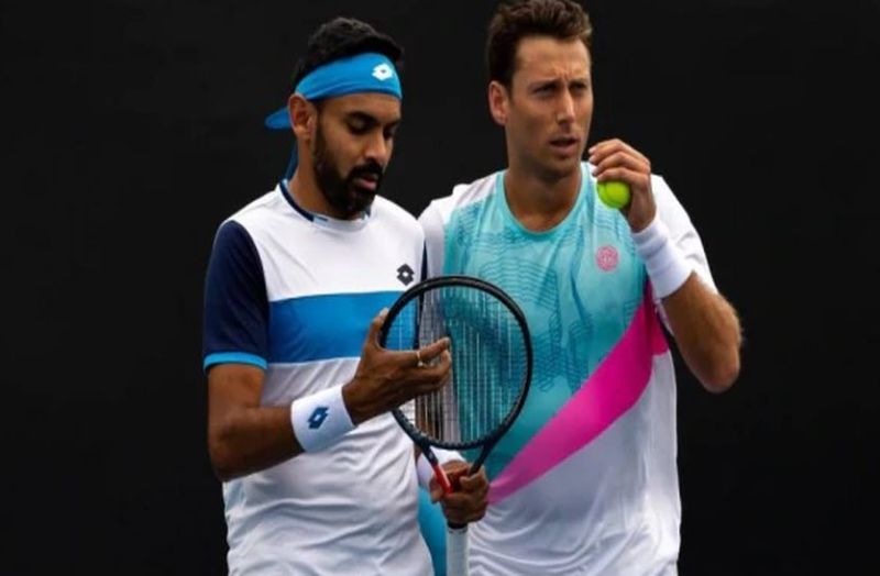 Divij Sharan artem sitak