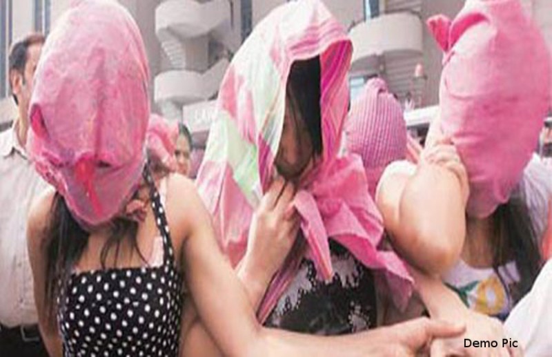 दिल्ली रेलवे स्टेशन पर पकड़ी गई छत्तीसगढ़ की लड़कियां, इस झांसे में आकर हुई मानव तस्करी का शिकार