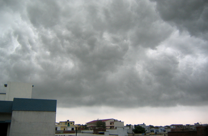 Heavy Rain Alert : heavy cold in shivpuri 