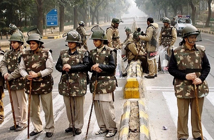 जम्मू-कश्मीर पुलिस को सर्वाधिक 126 वीरता पुरस्कार मिले