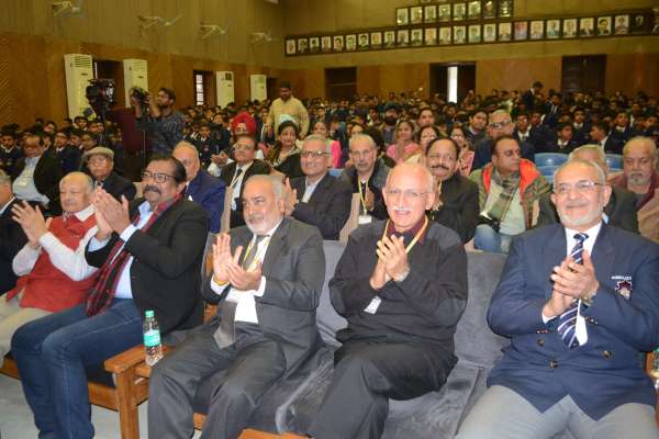 सिंधिया स्कूल फोर्ट पर पहुंचे एलुमनाई