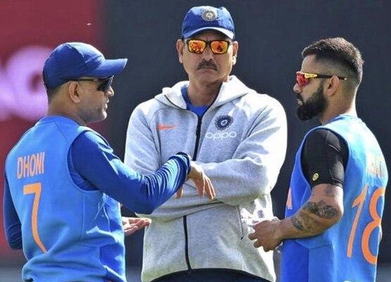 kohli_dhoni_and_ravi_shastri.jpeg