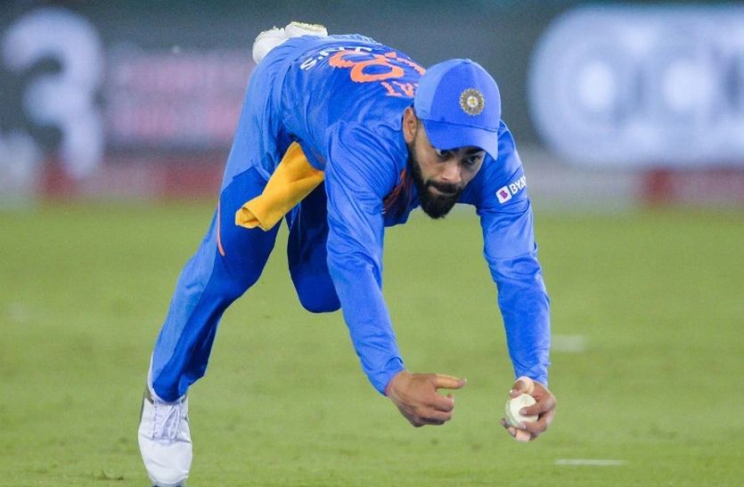 Virat Kohli catch