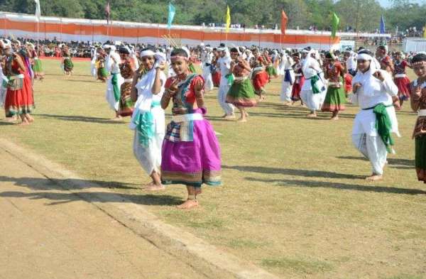 Photo Gallery : गणतंत्र दिवस पर नजर आई छत्तीसगढ़ की संस्कृति कुछ झलकियां