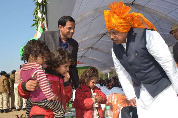 71 वें गणतंत्र दिवस का आयोजन एसएफ ग्राउंड पर हुआ