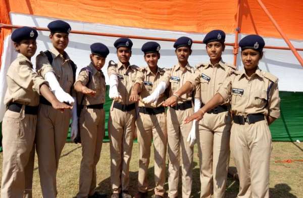 Photo Gallery : भारत को स्वर्णिम बनाने रोजाना देंगे स्वच्छता अभियान को अपने साढ़े 11 मिनट