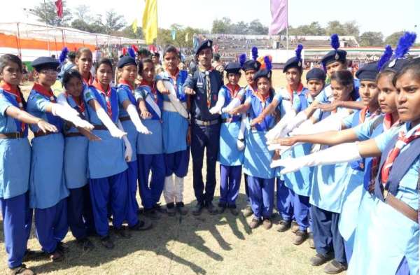 Photo Gallery : भारत को स्वर्णिम बनाने रोजाना देंगे स्वच्छता अभियान को अपने साढ़े 11 मिनट