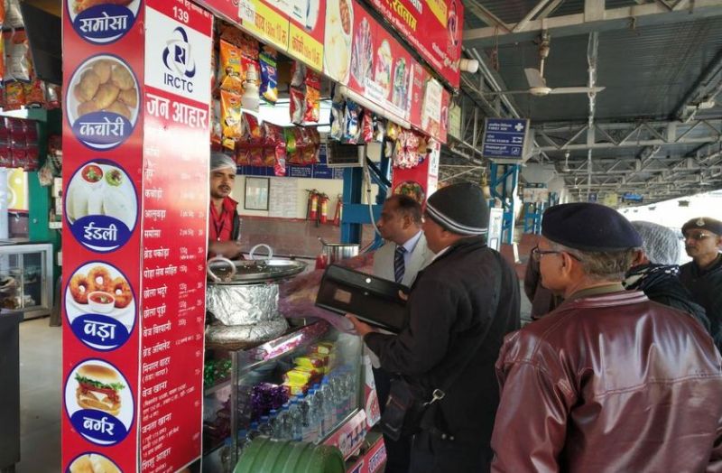 surprise check at the railway magistrate ratlam station