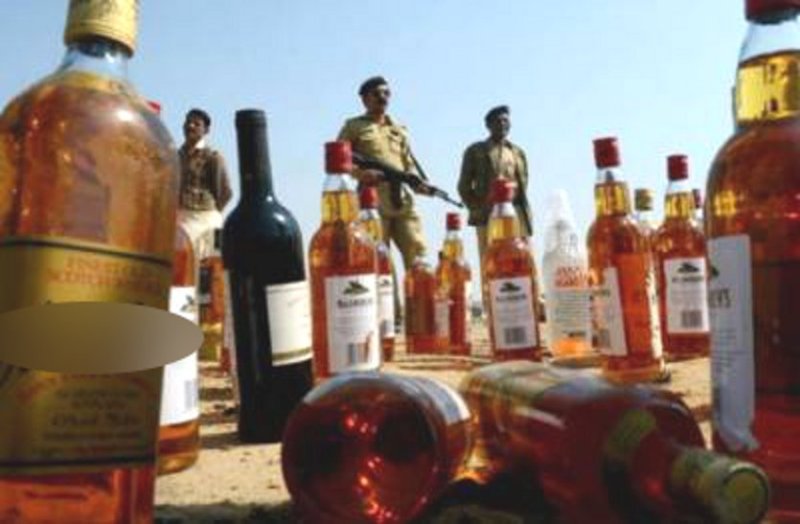 पंचायत चुनाव में वोटिंग से चंद घंटे पहले भाजपा समर्थित प्रत्याशी का पति गिरफ्तार, आधी रात पुलिस ने दी दबिश