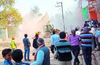 cmo thrown Bangles to remove encroachment in datia