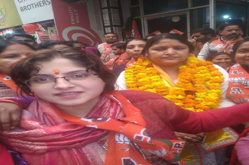 भाजपा नेता रजनी पाण्डेय का बड़ा बयान, 1 मिनट में खाली करा देंगे शाहीन बाग