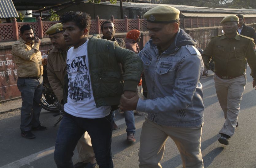 पेशी पर आया बंदी चालानी गार्ड का हाथ छुड़ा भागा, फिर दबोचा