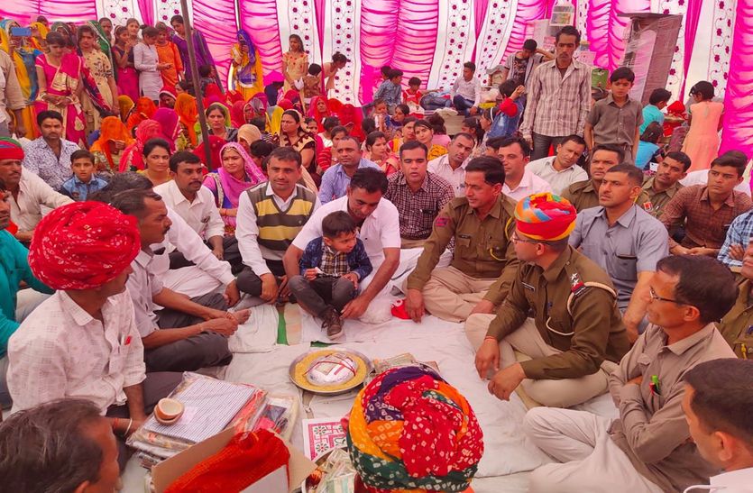 पुलिस ने रसोइए के बेटे-बेटी की शादी में भरा सवा लाख का मायरा