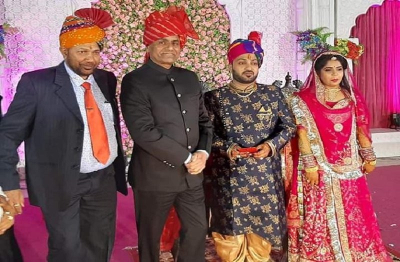 मिसाल की पेश: सगाई में 21 लाख की गाड़ी और 11 लाख नकद ठुकराए, 101 रुपए से किया शगुन