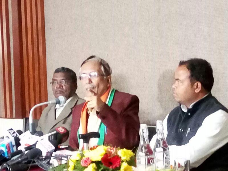 आदिवासियों को मजबूर किया गया तो कानूनी रास्ता अपनाएगा संगठन