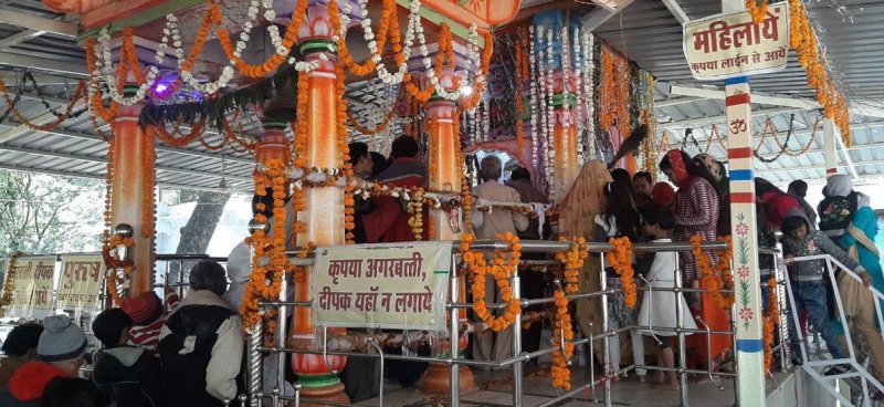 Video: इस समाधि का वरदान दिलाता है शादी-विवाह और व्यापार में सफलता, बॉलीवुड के कई दिग्गज कर चुके है दर्शन