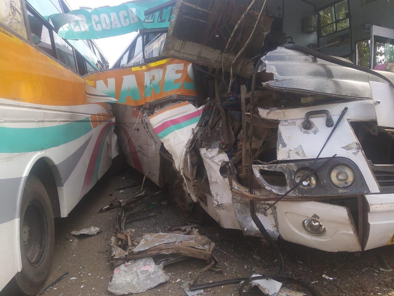 कोंडागांव के पास दो यात्री बसों की आपस में भिडंत, दो दर्जन से अधिक यात्री घायल, 4 की हालत गंभीर