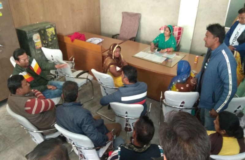 नगर पालिका अध्यक्ष और ईओ में तनातनी