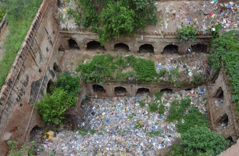 विश्व के 17 आश्चर्यों में शामिल राजस्थान की इस बावड़ी की भूल भुलैया में 12 साल तक नहीं पकड़ा गया था चोर